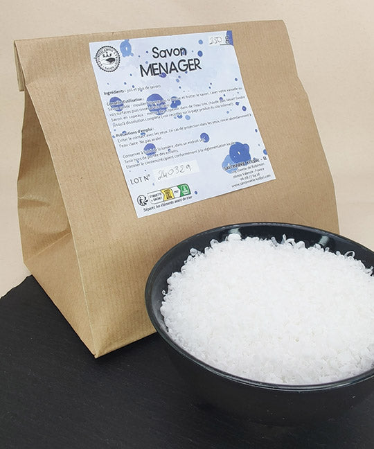 Savon Ménager en copeaux - Lessive/Surfaces 250g